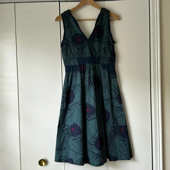 Marc Jacobs Dress. Size 4. - Picture 2 of 5